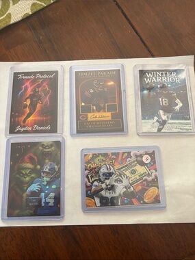 Set of 5 Football Trading Cards - Colorful Graphics